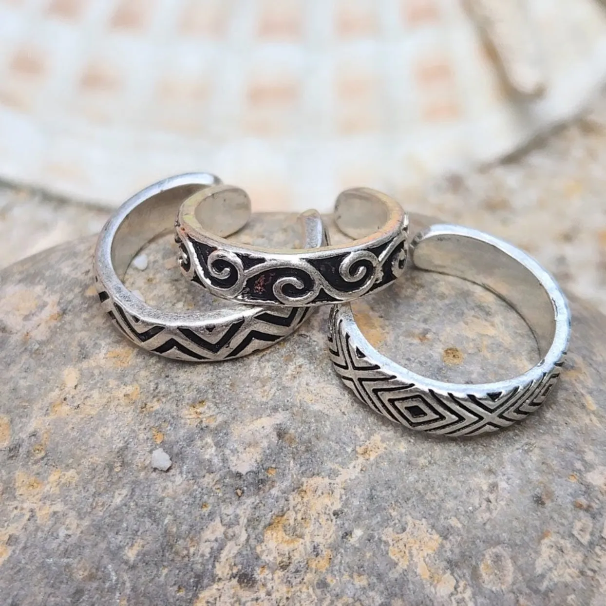 TRIBAL STYLE BOHO SET OF 3 - SILVER TOE RINGS